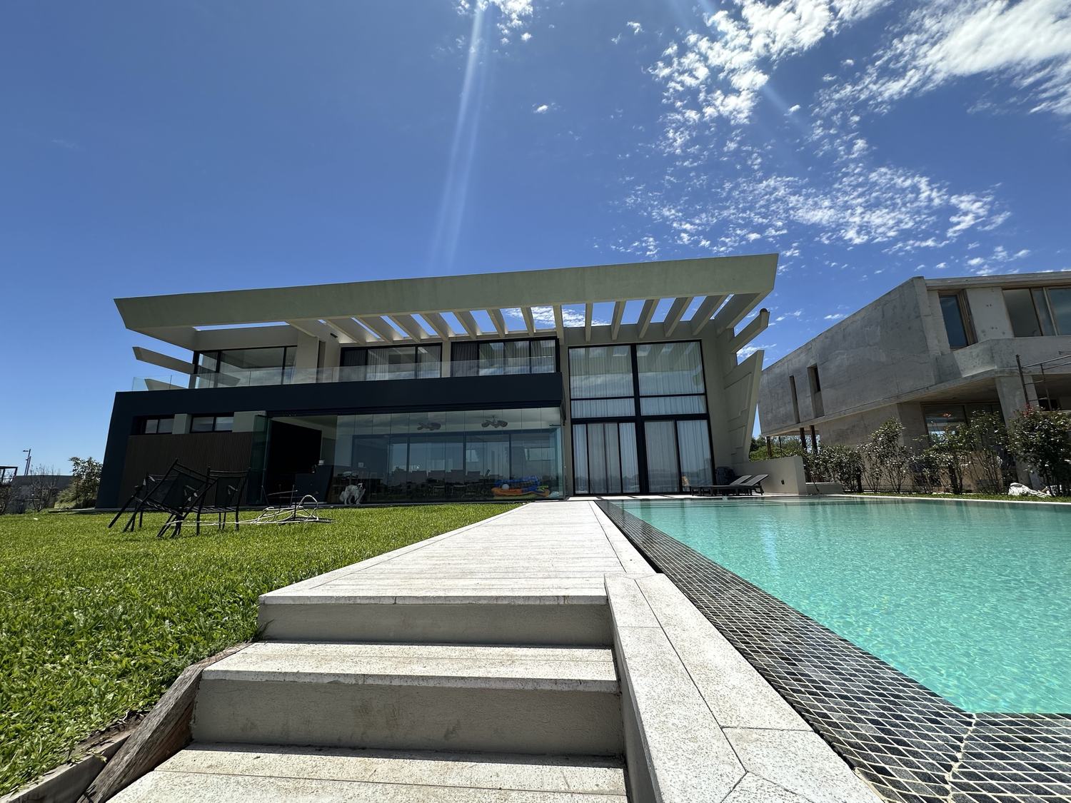 Vivienda con pileta